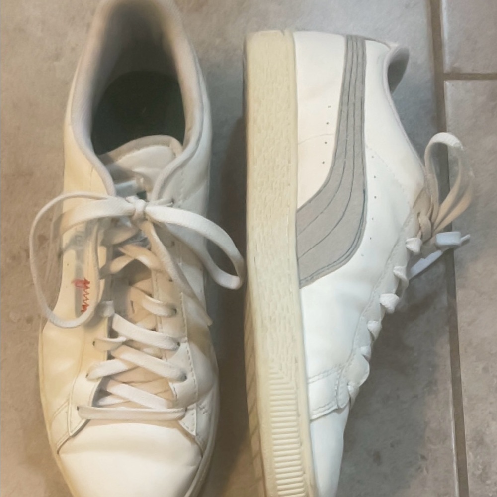 Puma White and Gray Sneakers - Picture 8 of 10
